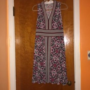 Patterned dress-MUST GO!